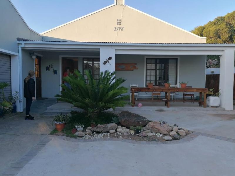 5 Bedroom Property for Sale in Albertinia Western Cape